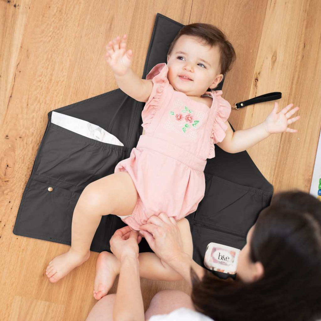Valina Neppy Award Winning | Nappy Clutch Change Mat | Ben & Ellie Baby
